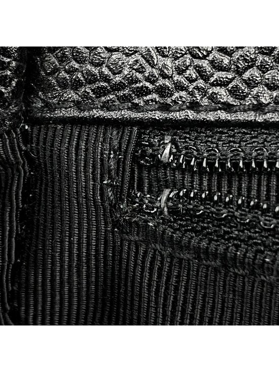 Chanel Triple CC Logo Backpack Caviar Leather Black main image 12